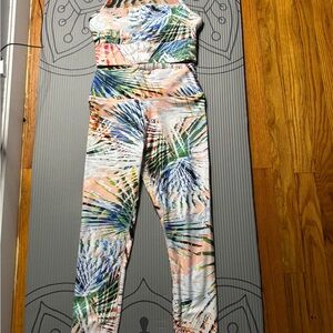 Tropical Print Women's Sports Bra and Leggings